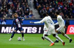 爱游戏体育登录入口风云突变马赛今夜刷新队史纪录；法甲版图或变；信心回归；身体对抗强度拉满的简单介绍