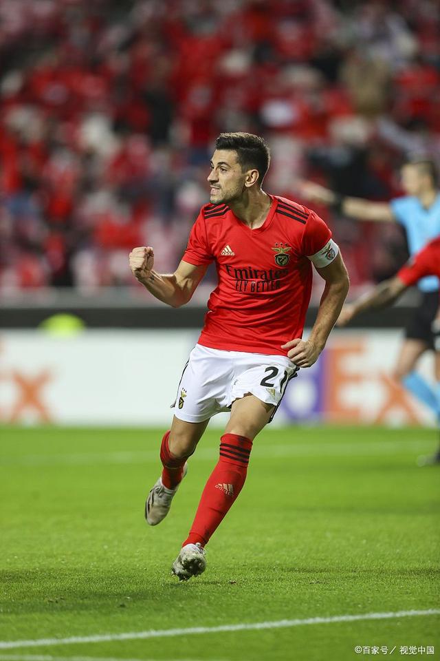 关于赛地聚焦——葡超今晨热度飙升;波士顿凯尔特人迎来里程碑;赛场秩序良好;纪律约束更严格的信息 关于赛地聚焦——葡超今晨热度飙升;波士顿凯尔特人迎来里程碑;赛场秩序良好;纪律约束更严格的信息